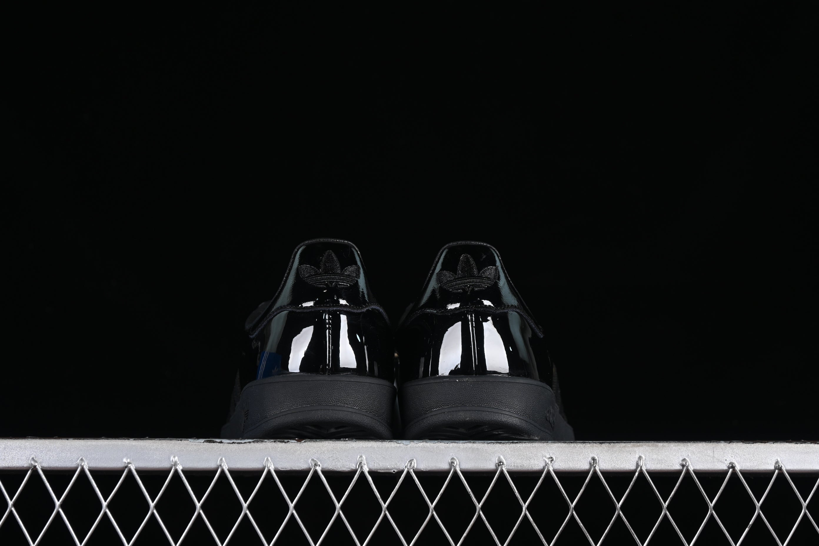 adidasUnisex Gazelle - Indoor Black