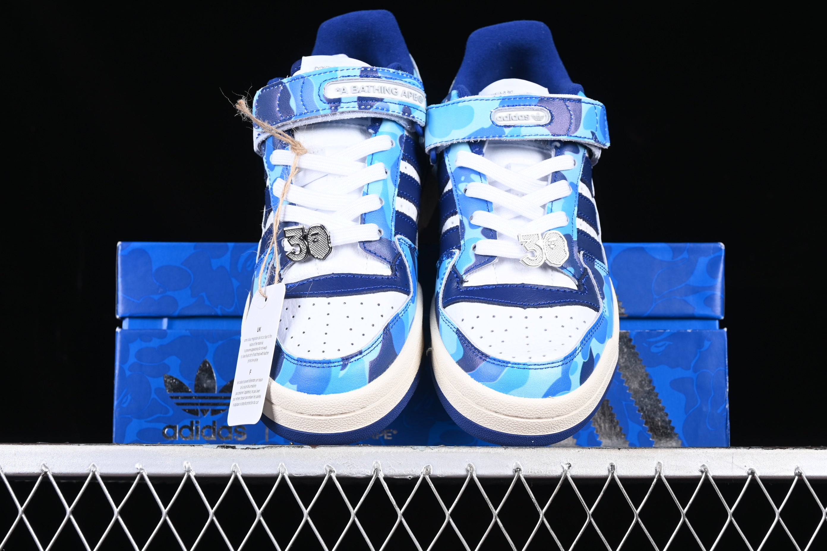 AdidasUnisex BAPE x Forum Low 84 30th Anniversary - Blue Camo