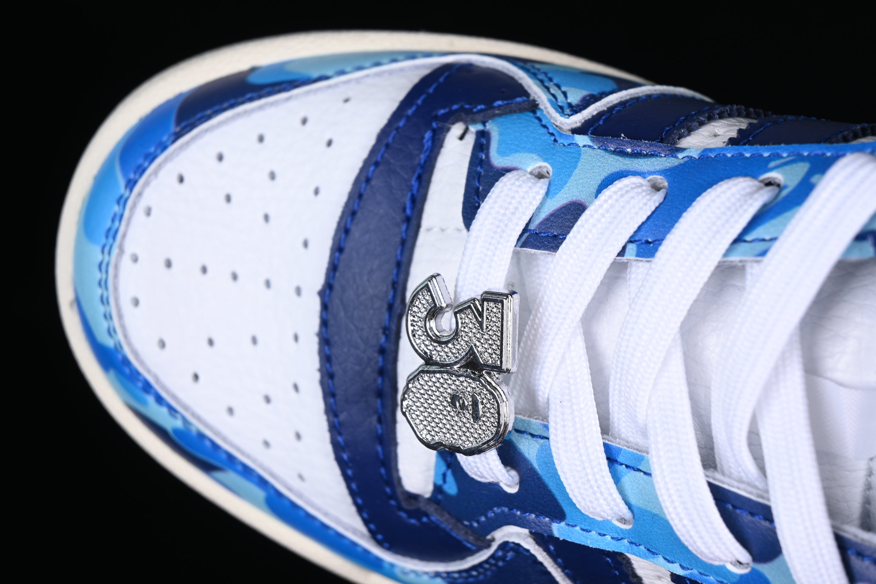AdidasUnisex BAPE x Forum Low 84 30th Anniversary - Blue Camo