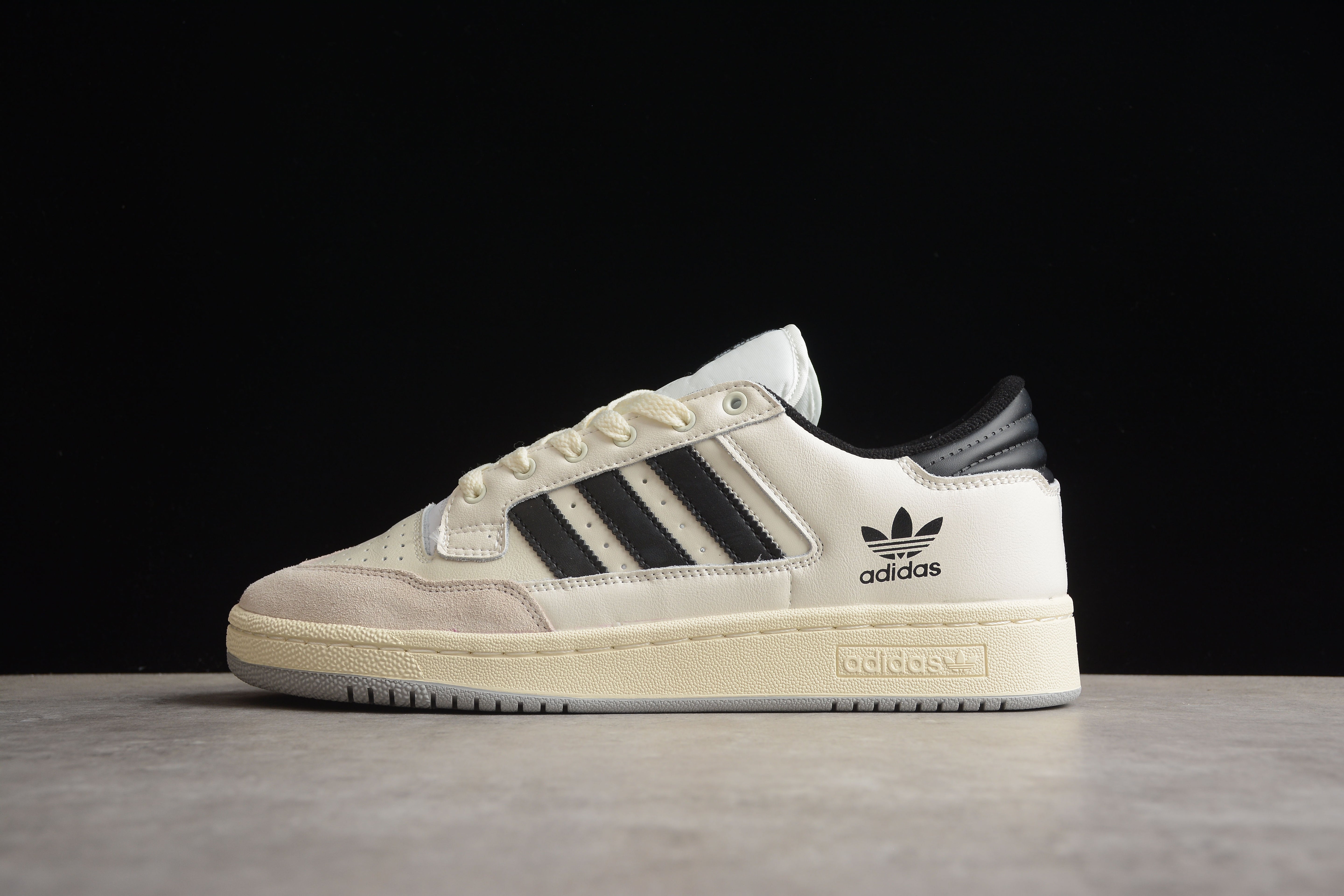 adidasUnisex Continental 85 Low - White