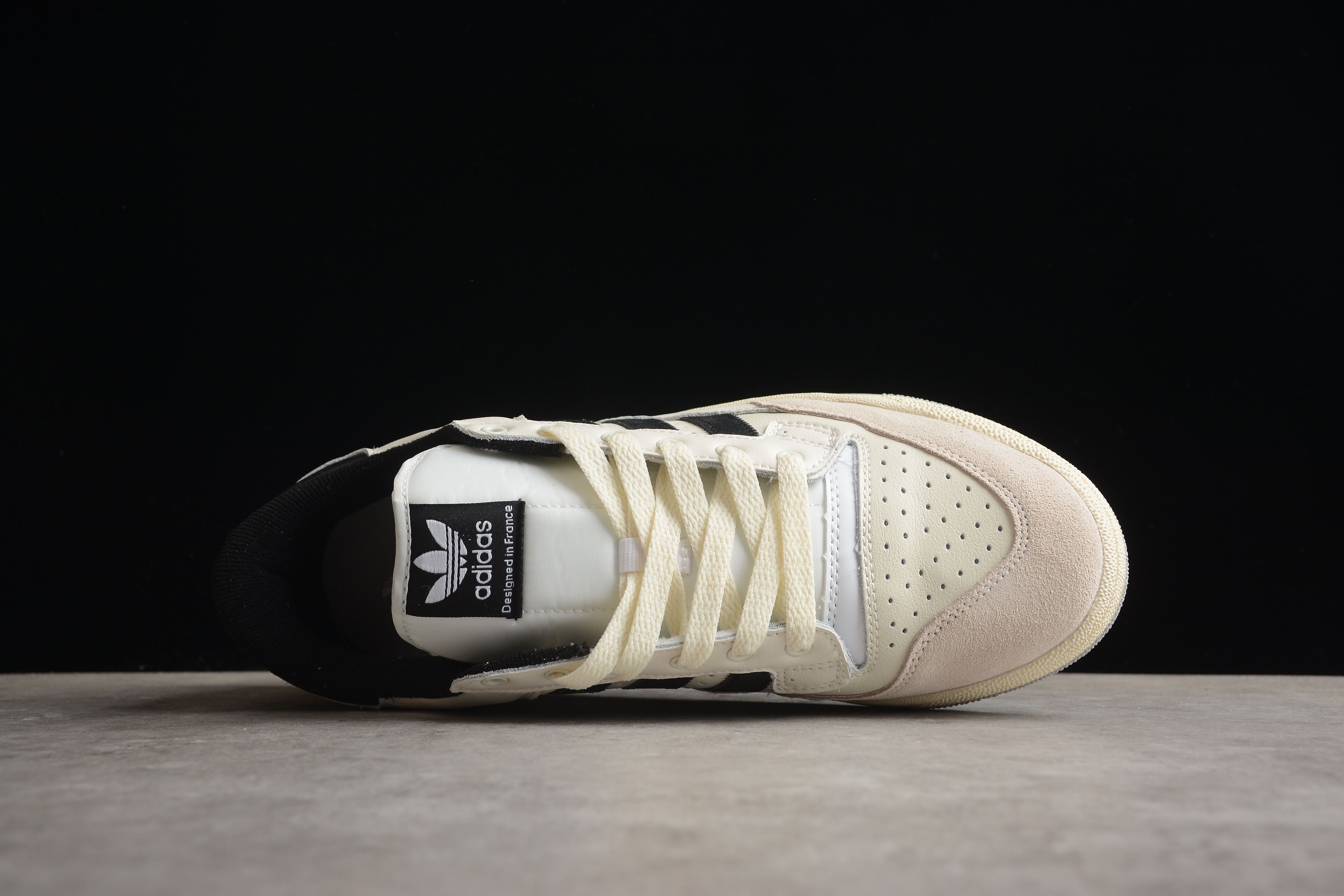 adidasUnisex Continental 85 Low - White