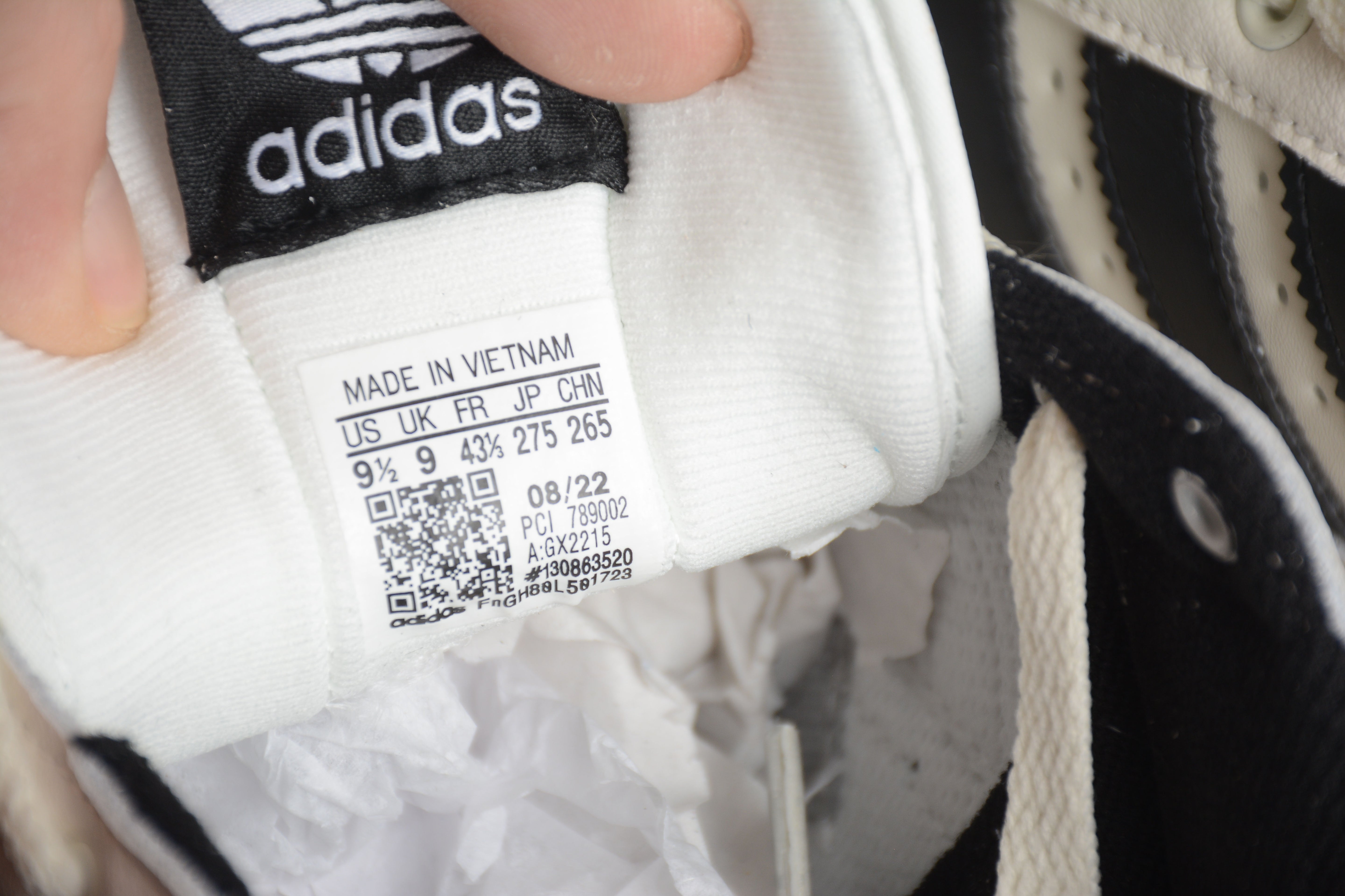 adidasUnisex Continental 85 Low - White
