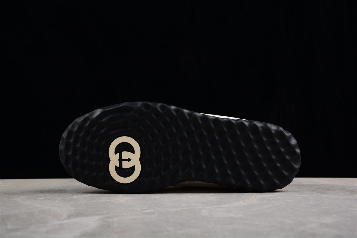 GucciUnisex Mac 80 - White/Black