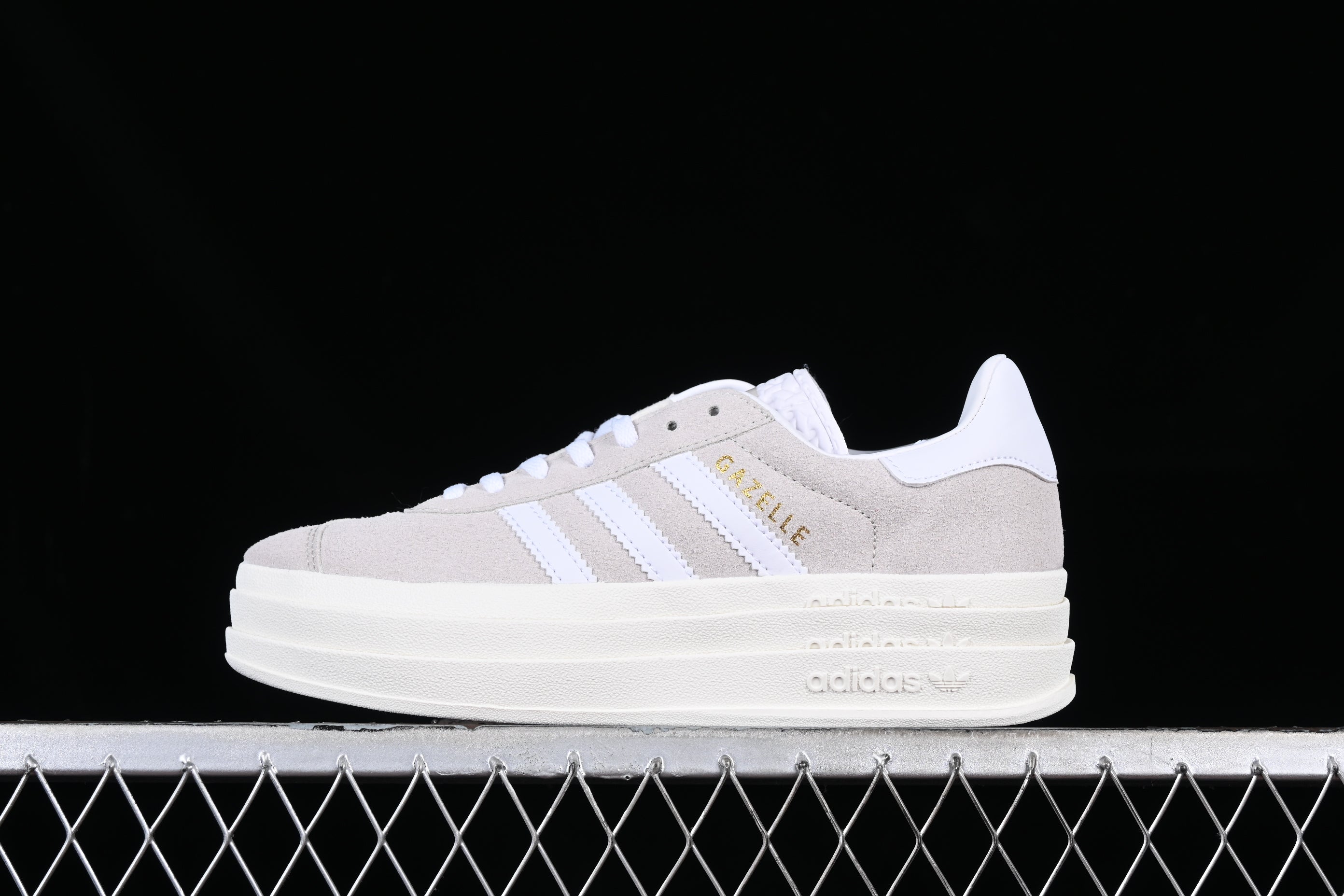adidasUnisex Gazelle Bold - Grey