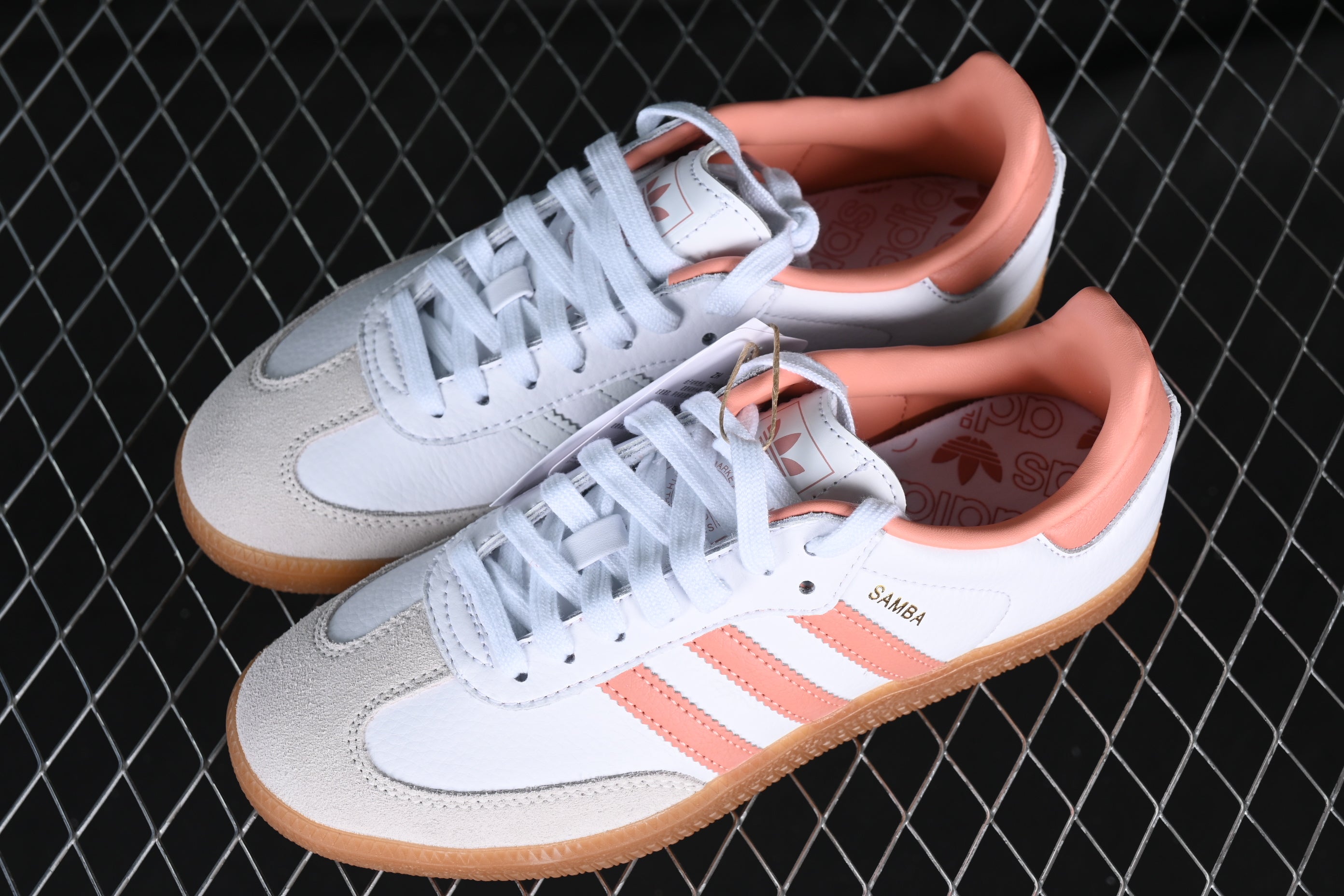 adidasUnisex Samba - Wonder - Clay Gum