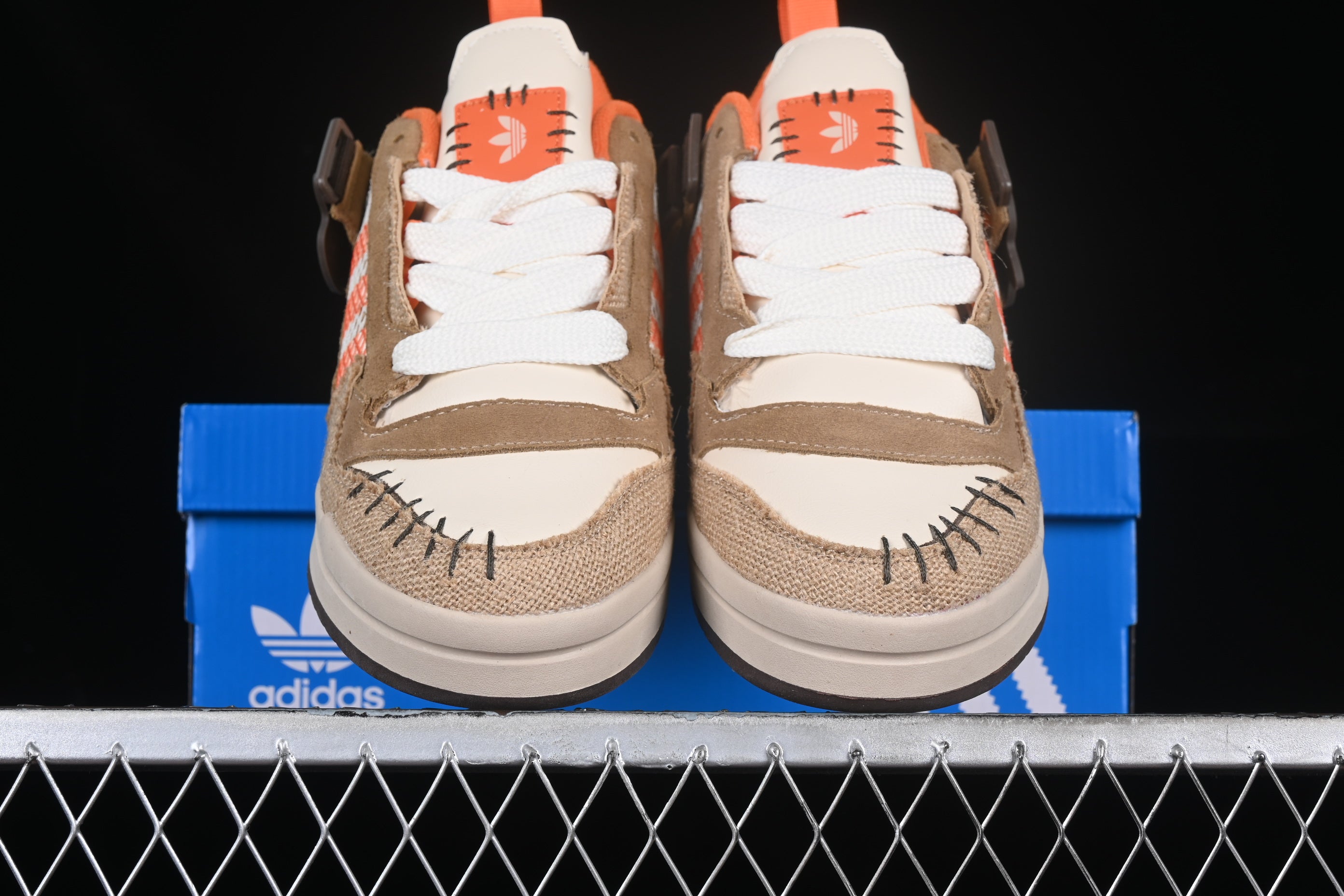 adidasUnisex Forum Low - Halloween