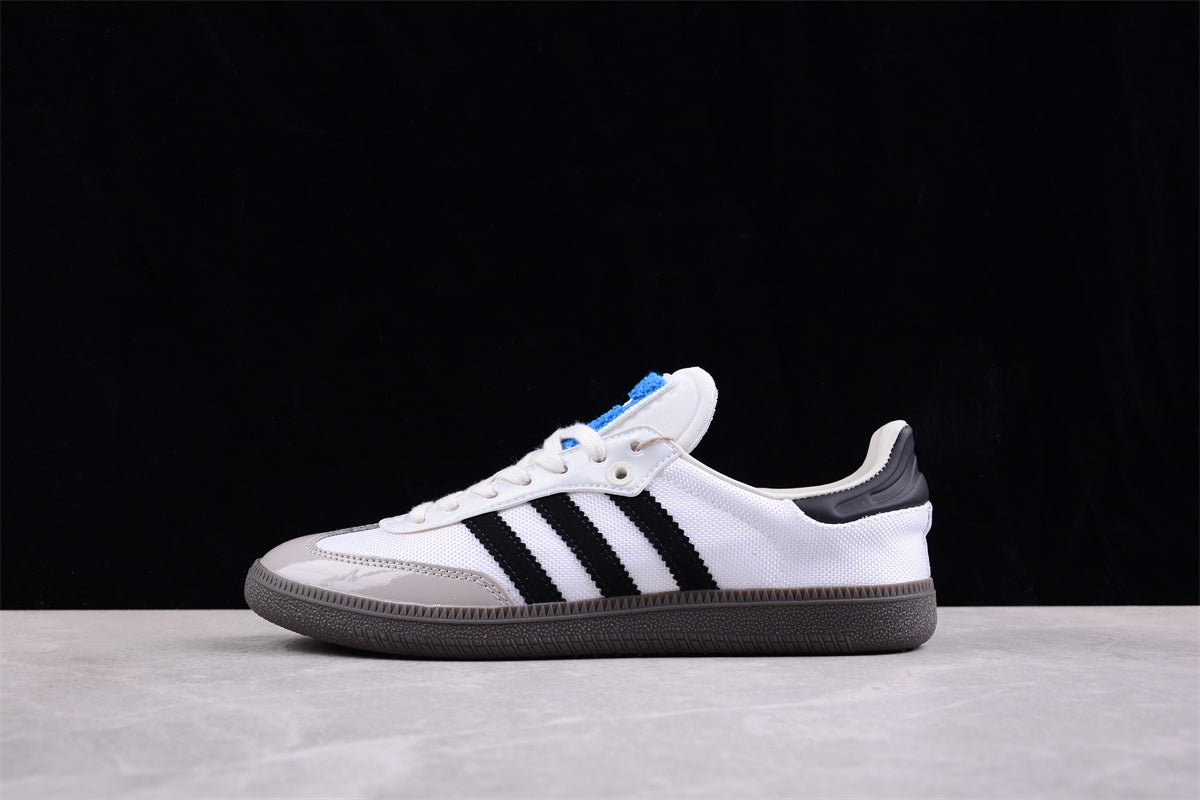 BSTN x adidasUnisex Samba Consortium - White