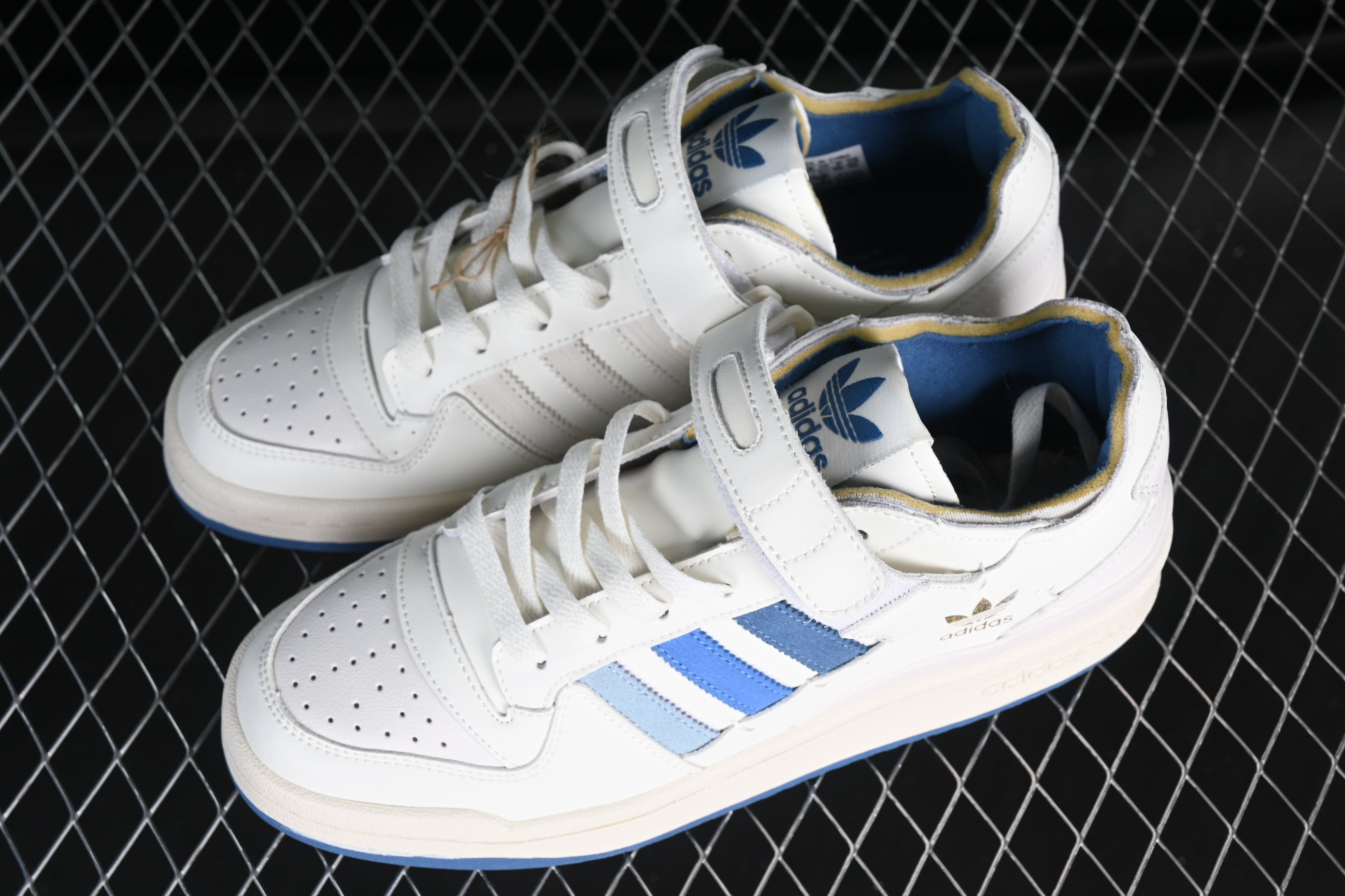 adidasUnisex Forum 84- Pulse Blue