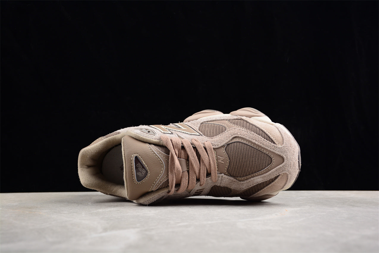 New Balance 9060 - Mushroom