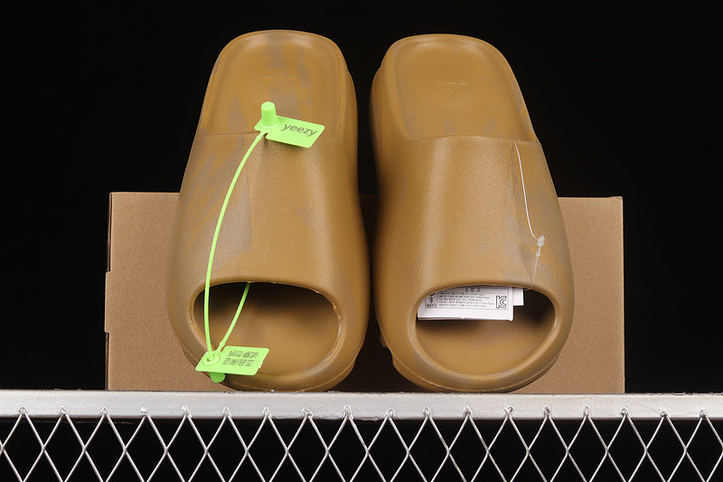 adidasUnisex Yeezy Slide - Ochre