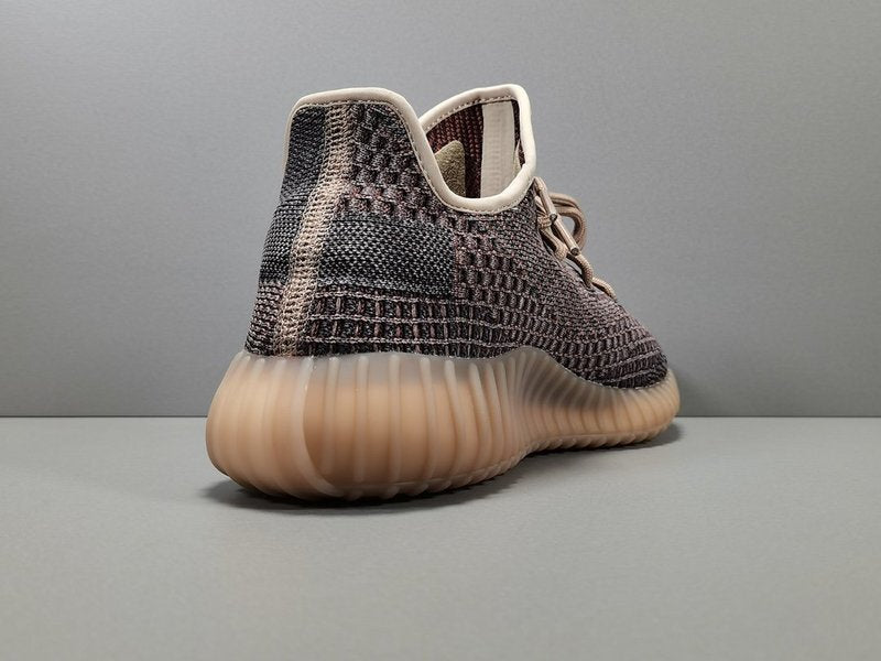 adidasOriginals YEEZY Boost 350 - Fade