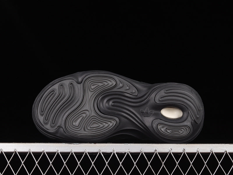adifom Q - Black/Orange