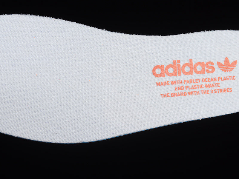 adifom Q - Black/Orange