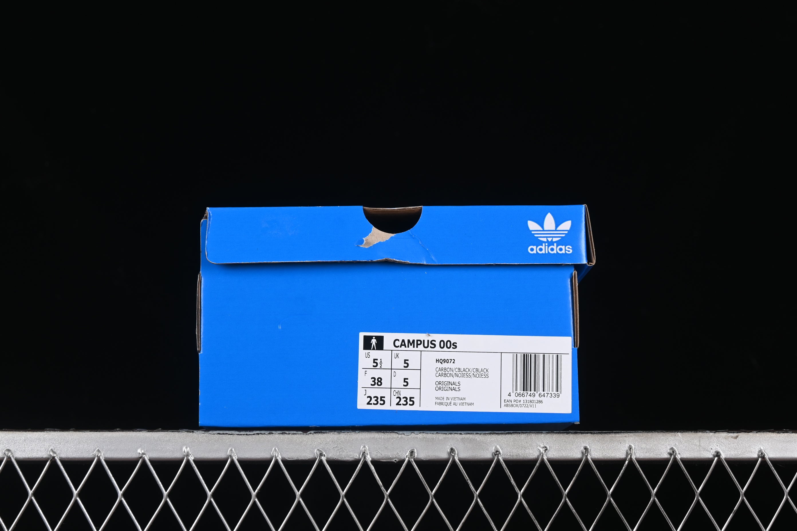adidasUnisex Campus 00s - Carbon Black