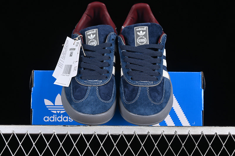Gazelle Indoor - Navy Burgundy