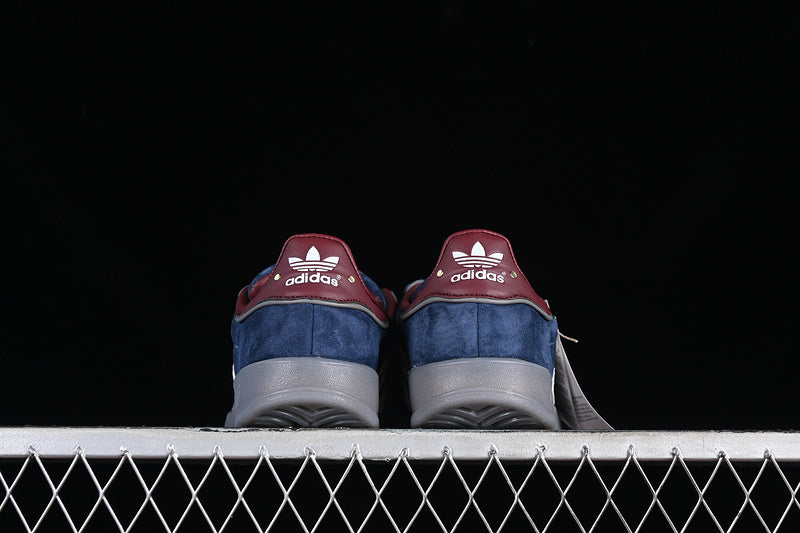 Gazelle Indoor - Navy Burgundy