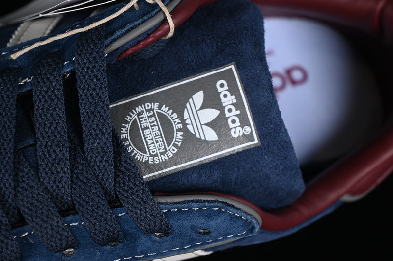 Gazelle Indoor - Navy Burgundy