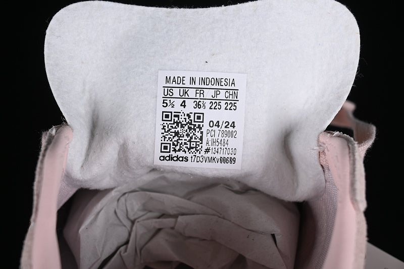 Gazelle Indoor - Sandy Pink