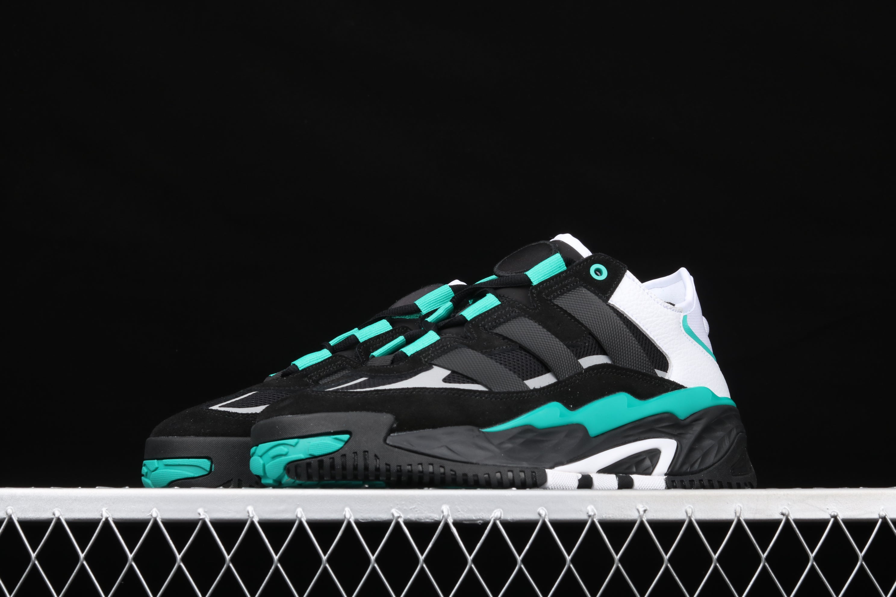 adidasUnisex Niteball Black Sub - Green