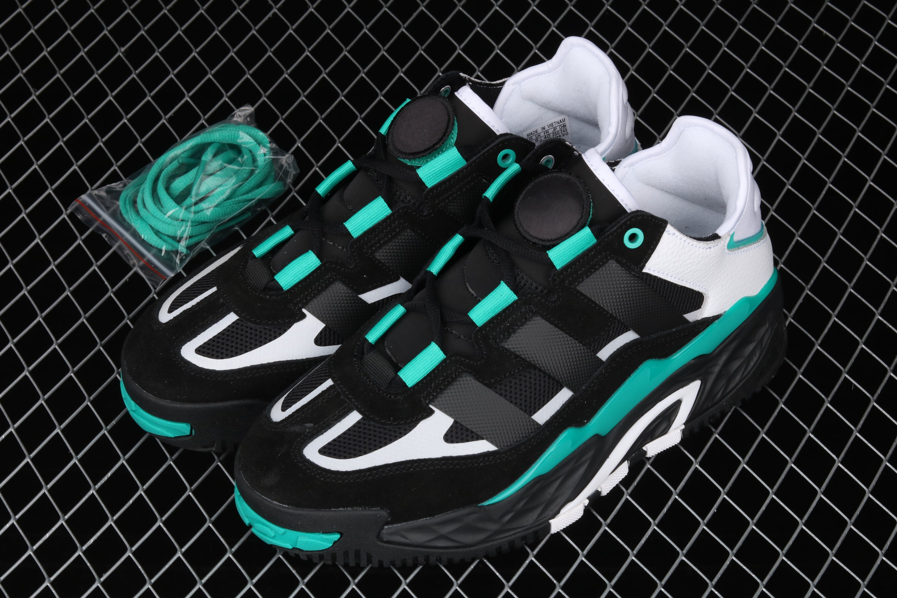 adidasUnisex Niteball Black Sub - Green