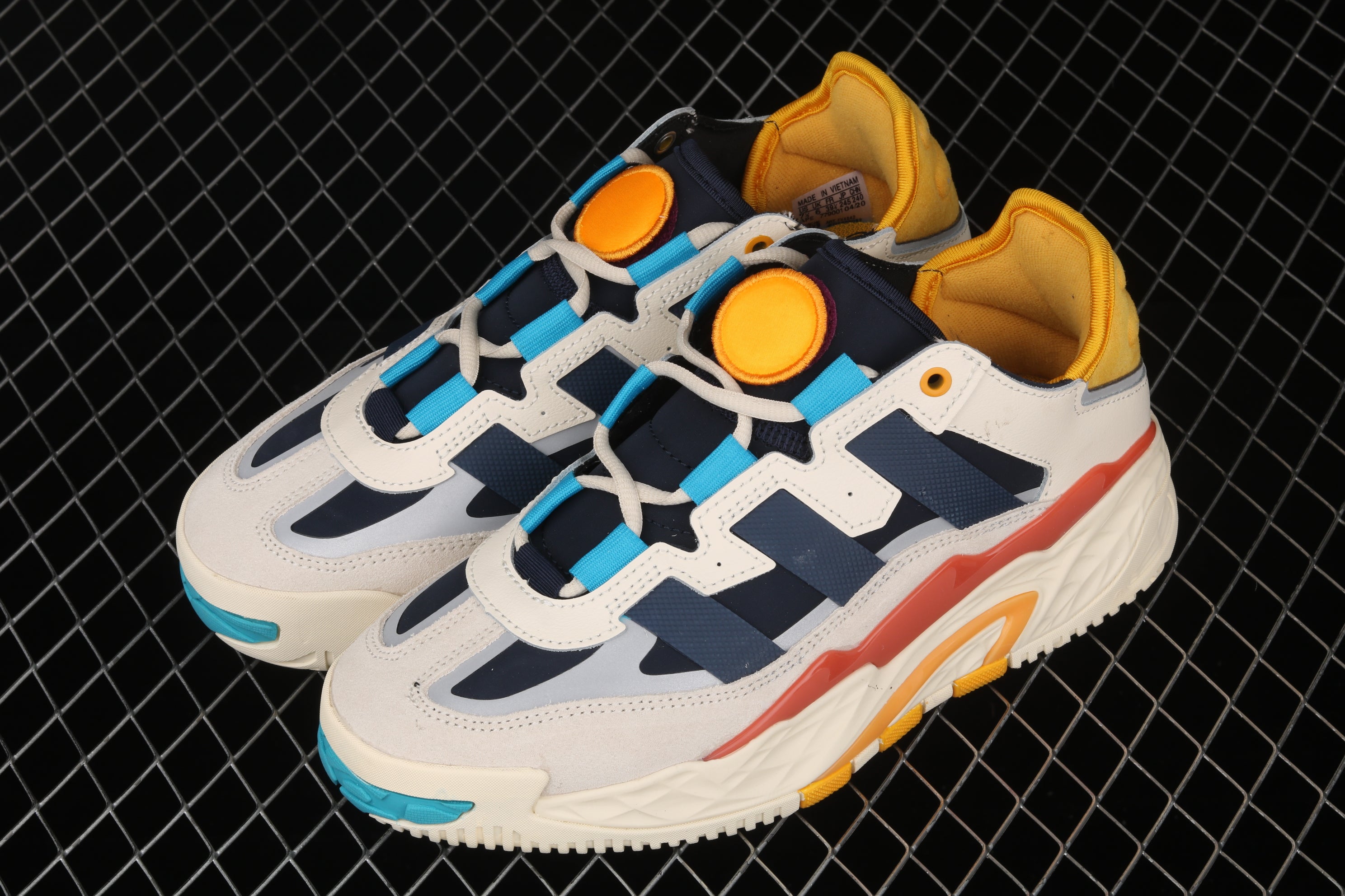 adidasUnisex Niteball Para - Hombre