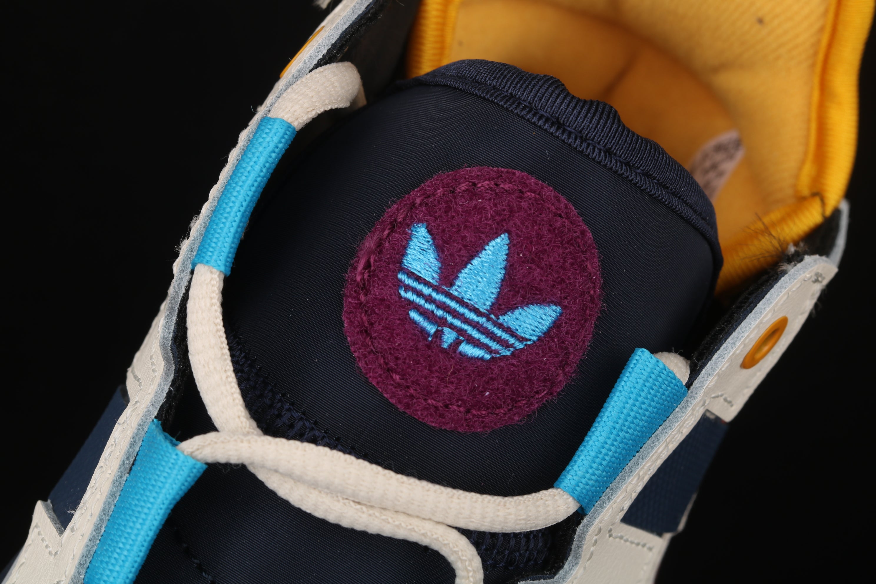 adidasUnisex Niteball Para - Hombre