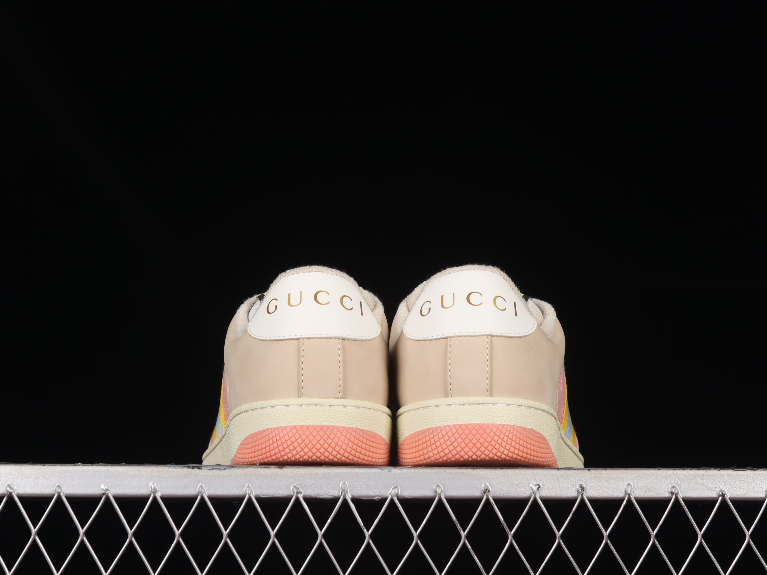 WMNSGucci GG screener - trimmed canvas