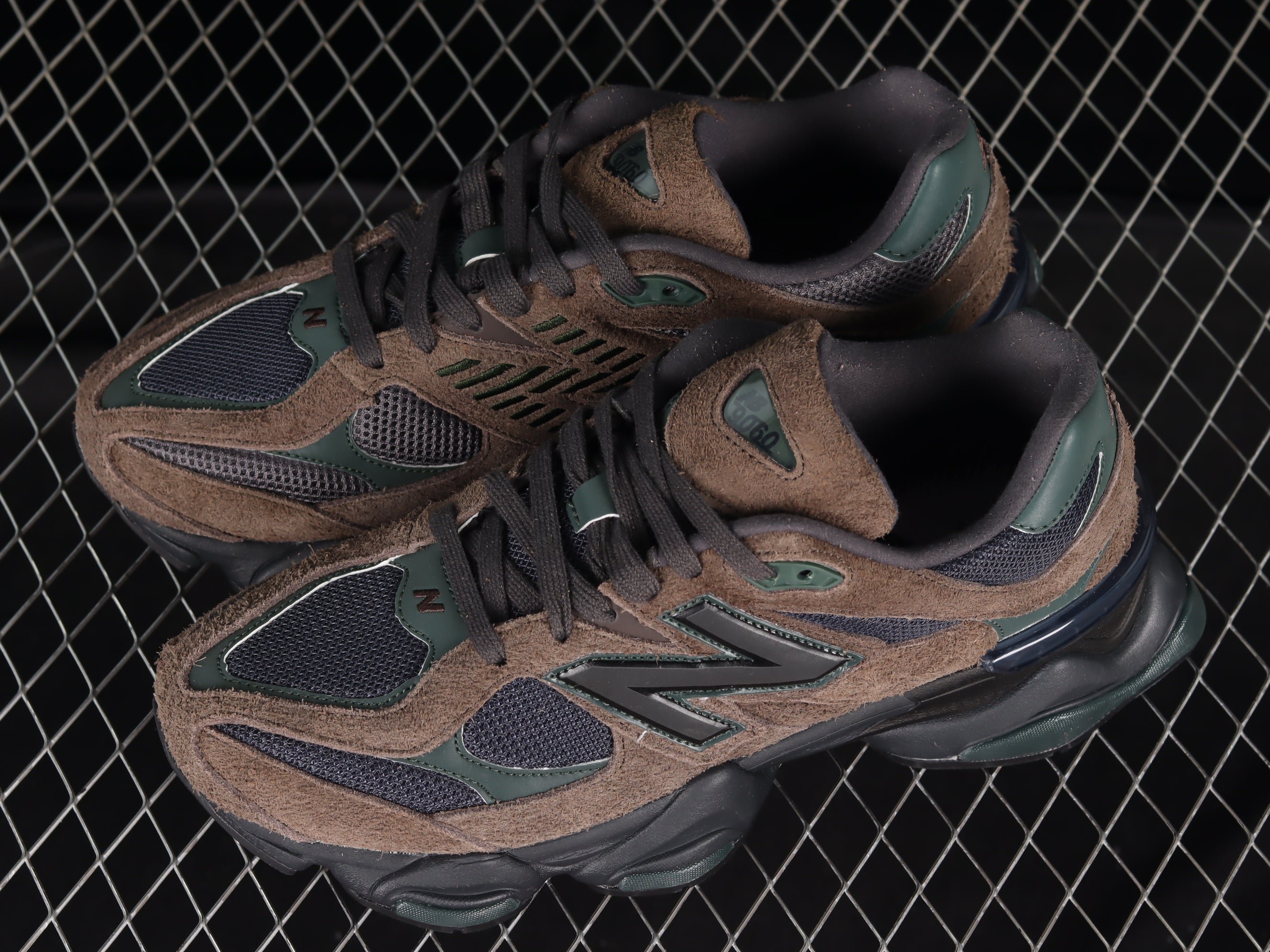 New Balance 9060 - Beef and Broccoli