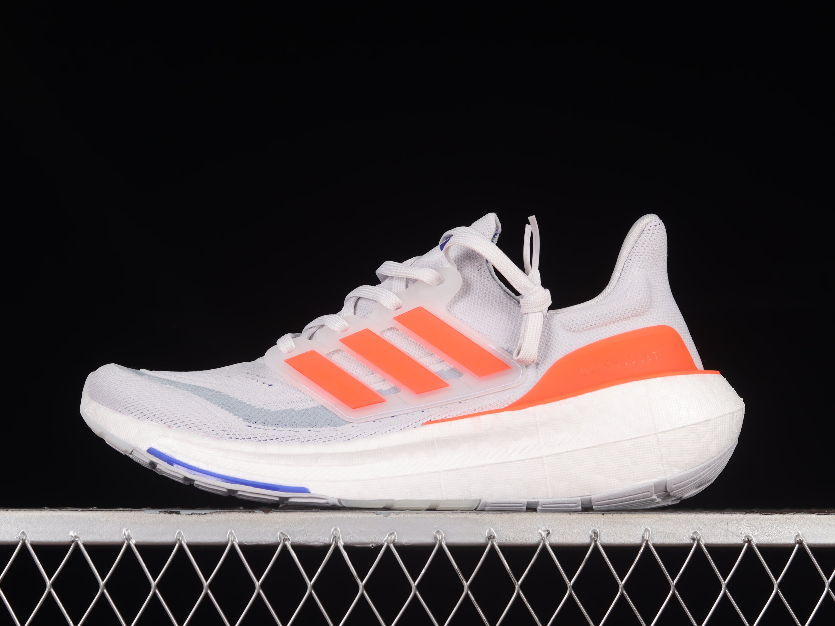 adidasUnisex Ultraboost Light 23 - Grey/Orange