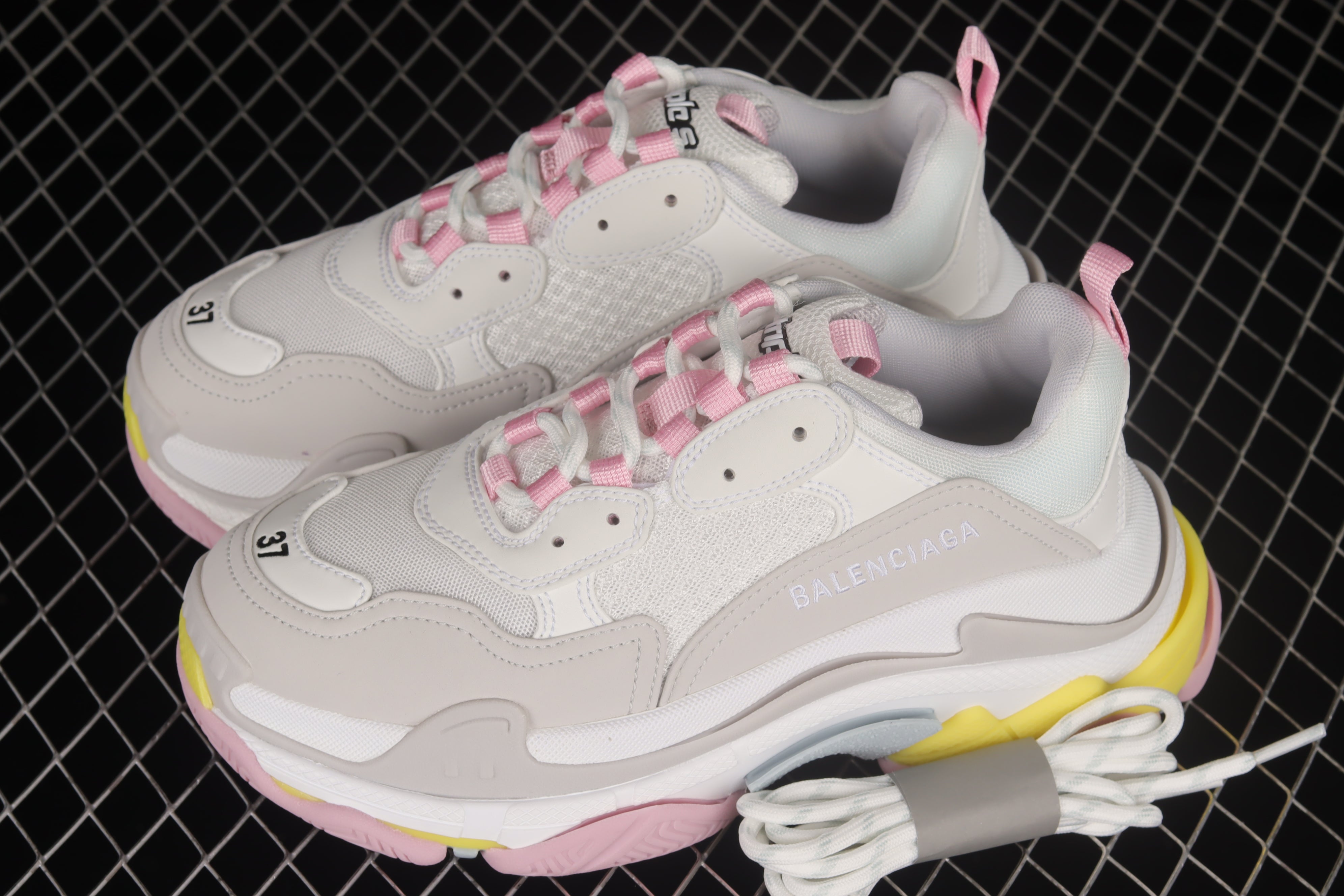 BalenciagaUnisex Triple S - White Multicolor