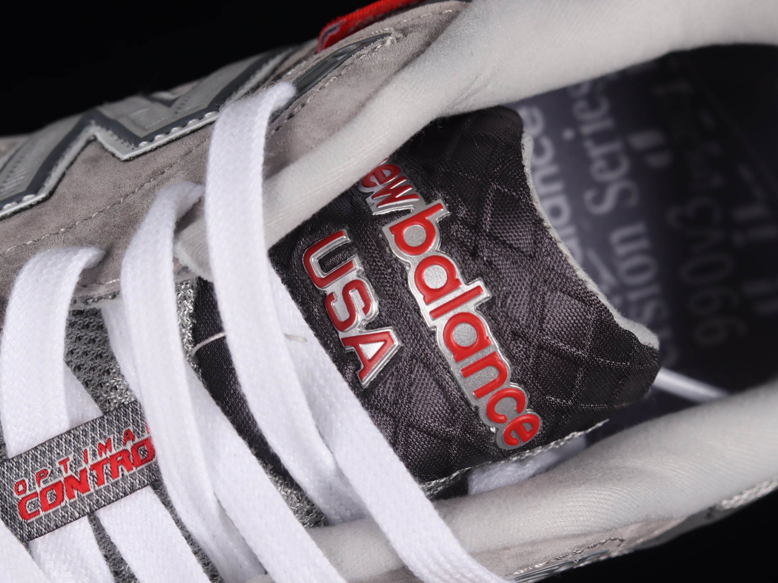 New Balance 990 V3 - Grey
