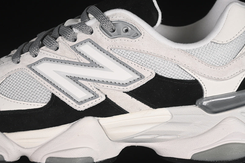 New Balance 9060 - Grey Black