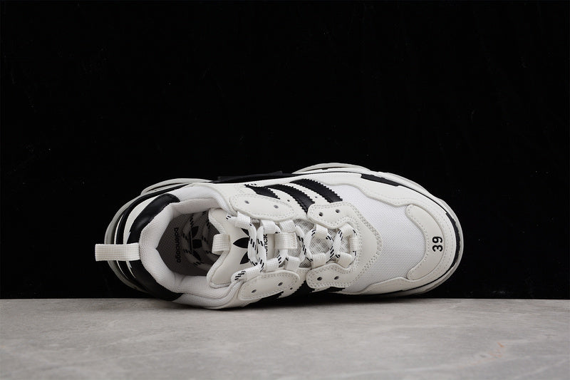 Balenciaga x adidasUnisex Triple S - White/Black
