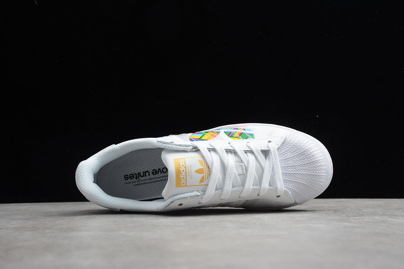 adidasUnisex Superstar - Pride
