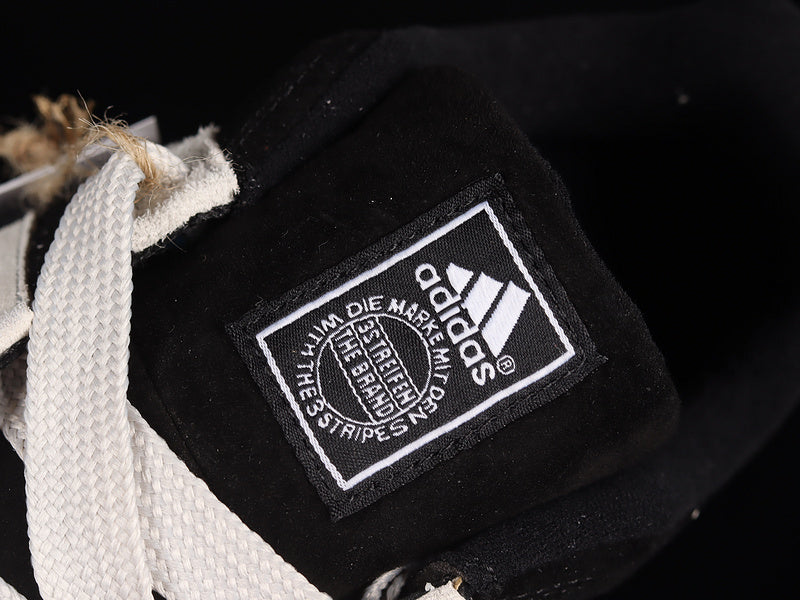 adidasUnisex Adimatic - Core Black