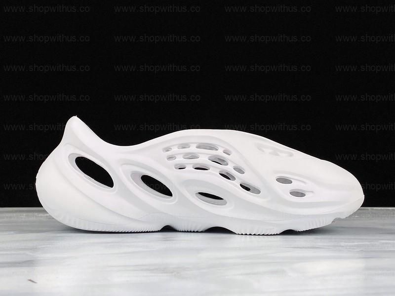 adidasYEEZY Foam Runner - White
