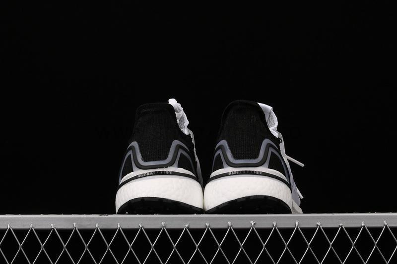 Ultra Boost 19 - Panda