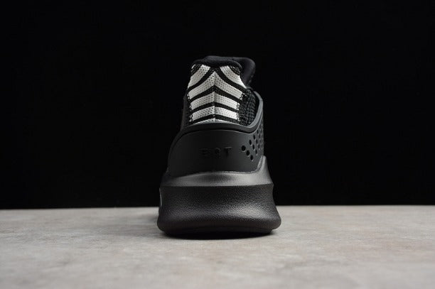 EQT BASK ADV - Core Black
