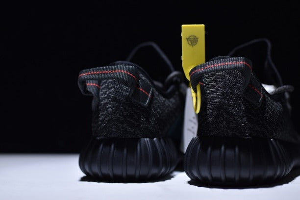 YEEZY Boost 350 - Pirate Black