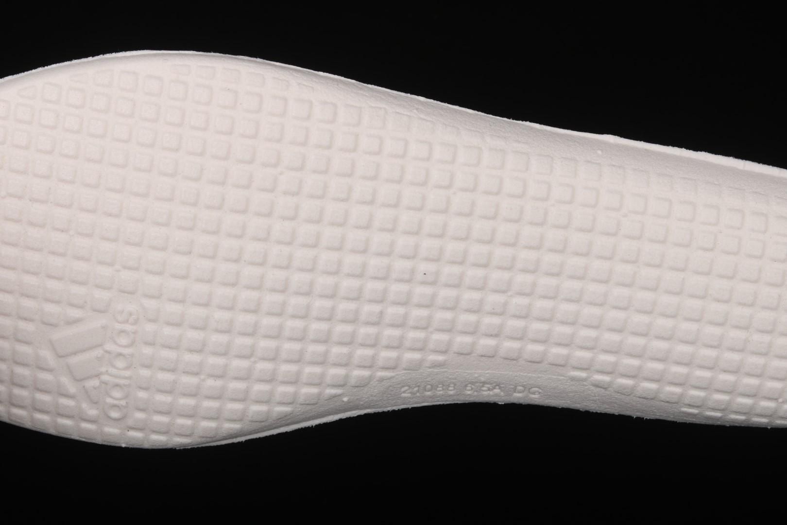adidasUnisex Ultra Boost 21 - Sashiko