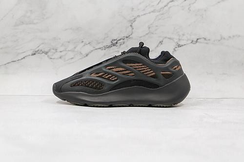 Yeezy 700 V3 - Clay Brown