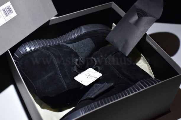 YEEZY Boost 750 - Triple Black