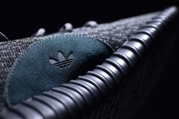 YEEZY Boost 350 - Pirate Black
