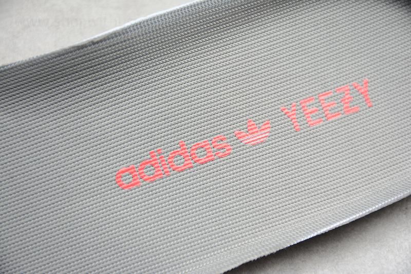 YEEZY Boost 350 V2 - Beluga 2.0