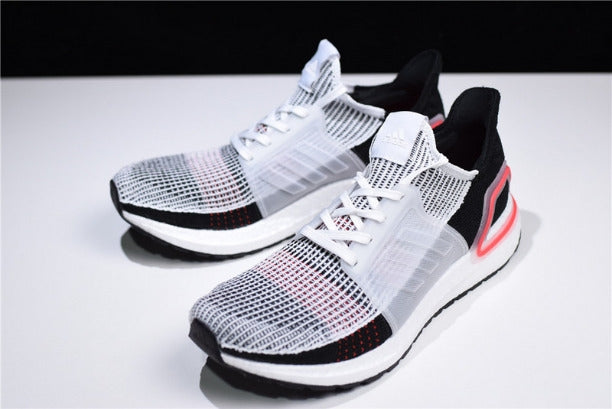 Running Ultra Boost 19 - Black/Cloud White/Pink
