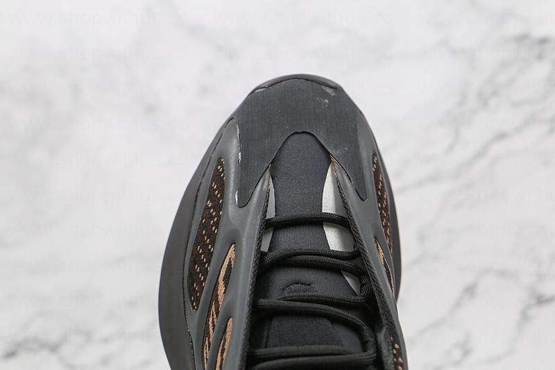 Yeezy 700 V3 - Clay Brown