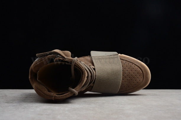 Yeezy Boost 750 - Chocolate