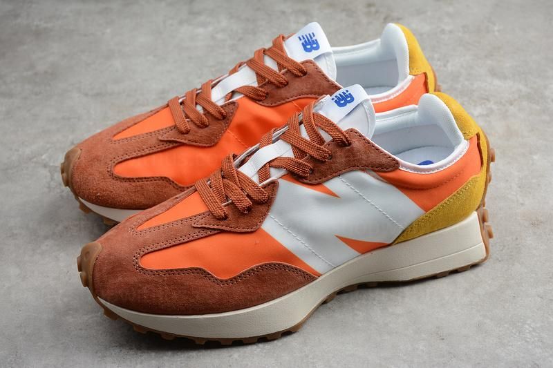 New Balance 327 - Orange