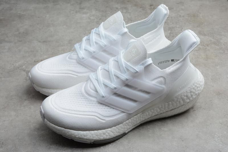 adidasRunning Ultraboost 21 - Triple White