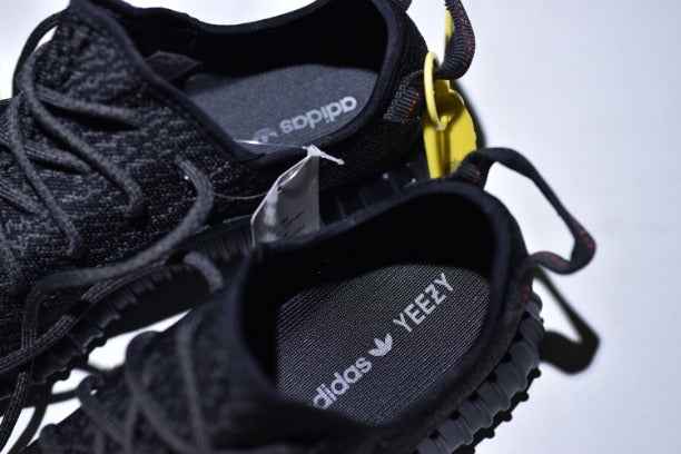 YEEZY Boost 350 - Pirate Black